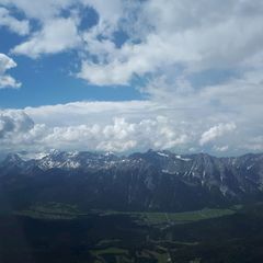 Flugwegposition um 13:47:09: Aufgenommen in der Nähe von Gemeinde Reith bei Seefeld, Österreich in 2550 Meter